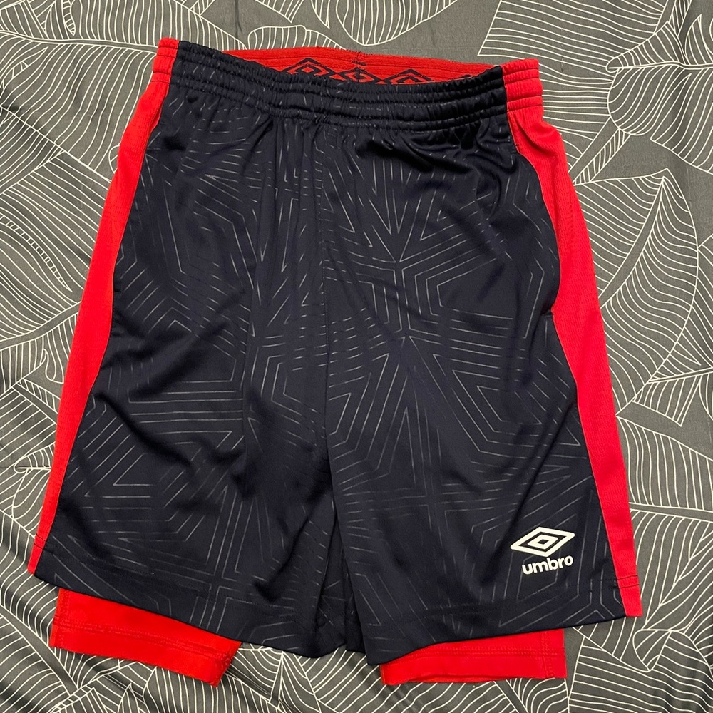Umbro Athletic Double Layer Shorts (M) 8-10